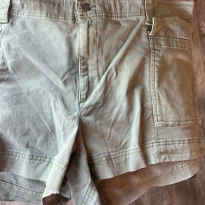 Women’s shorts